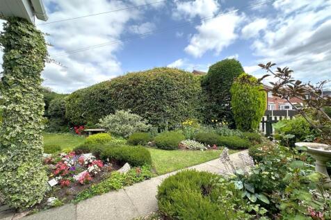 Delightful Garden 616