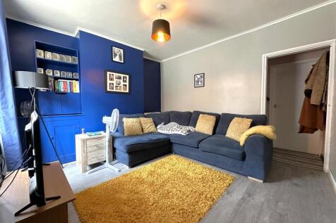 Lounge 811