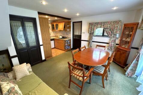 Open-Plan Dining Kitchen 181