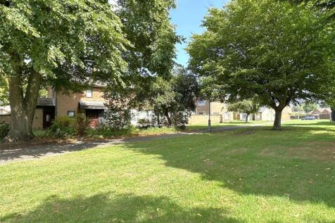 Lovely Residential Setting 222