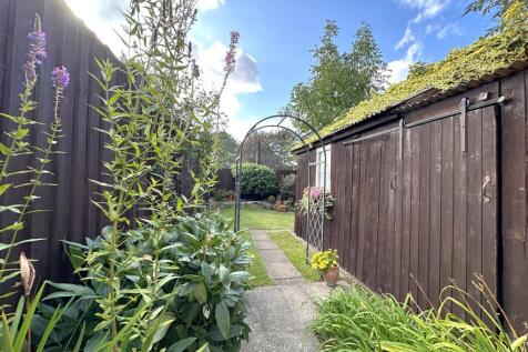 Garden &amp; Workshop 184