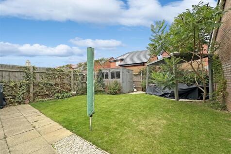Rear Garden 019
