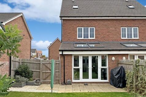 Rear Aspect 022