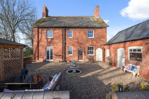 Rear Elevation 034