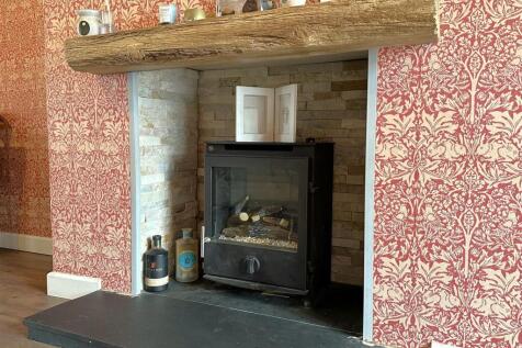 Feature Fireplace 718
