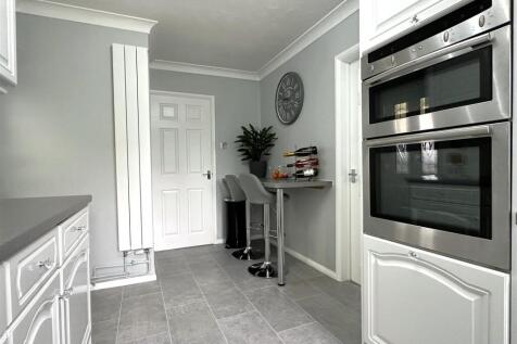 Breakfast Kitchen 631