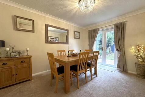 Dining Room 636