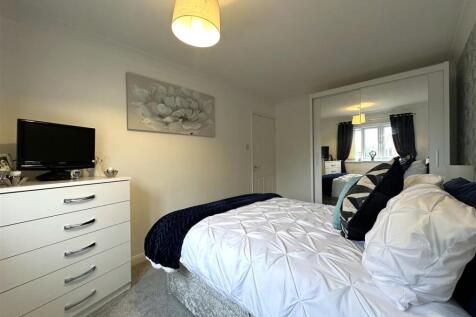Second Bedroom 593