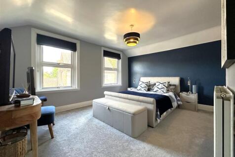 Master Bedroom 264