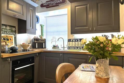 Eye-Catching Kitchen 065