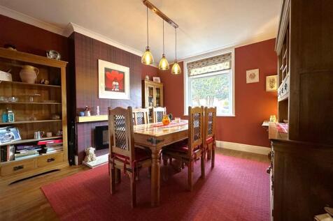 Dining Room 196