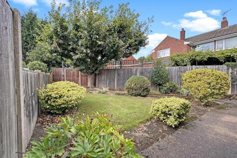 Enclosed Rear Garden 110