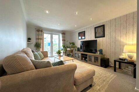 Large Living Room 490