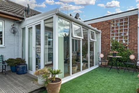 Outdoor Seating Area 347