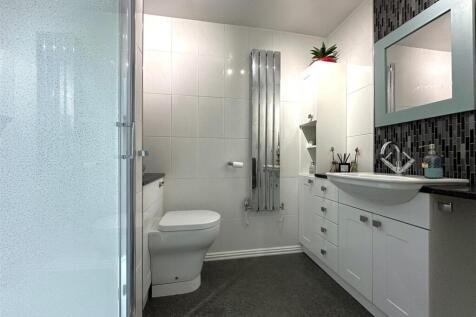 Contemporary Shower Room 523