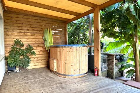 Outdoor Entertainment Space 062