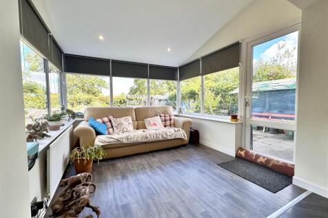 Garden/Sitting Room 873