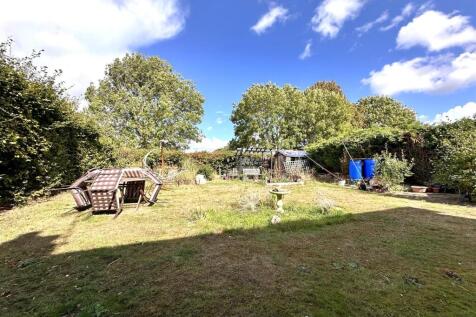 Rear Garden 927