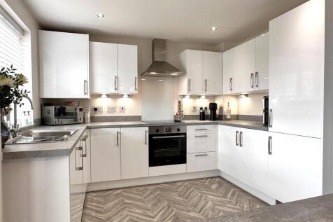 Modern Kitchen With Integrated Appliances 407