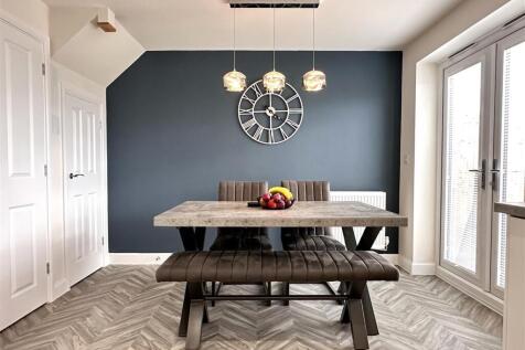 Dining Area 406
