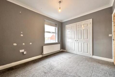Second Bedroom With Fitted Wardrobes 284