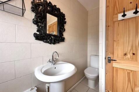 Bathroom Aspect Two 295