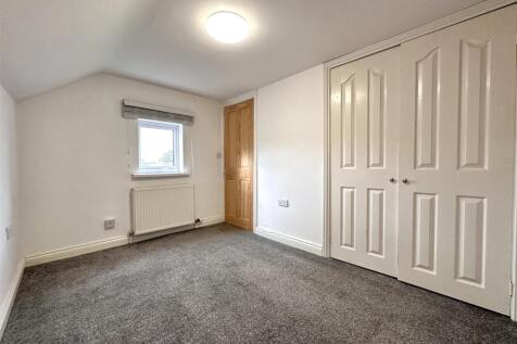 Third Bedroom With Fitted Wardrobes 285