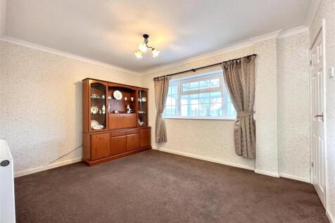 Dining Room 892