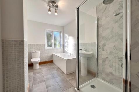 Four-Piece Bathroom 340