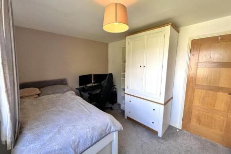 Second Bedroom 435