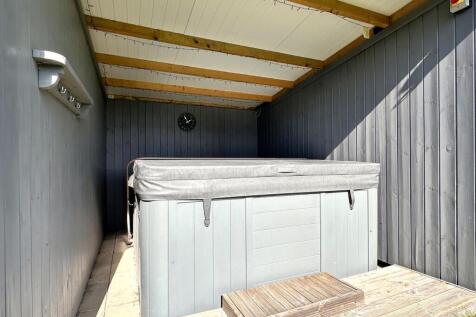 Covered Hot Tub/ Seating Area 420