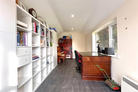 Internal: Home Office 020