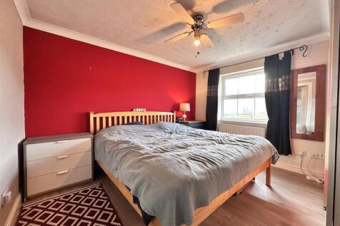 Master Bedroom 471
