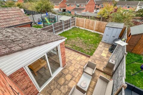 Rear Garden 955