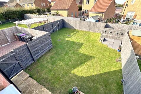 Generous Rear Garden 645