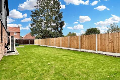 Private Rear Garden 292