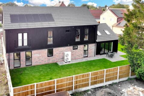 Elevated Rear Aspect 645