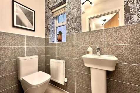 Ground Floor W.C 829