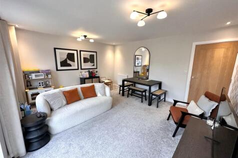 OPEN-PLAN Lounge/Diner 842