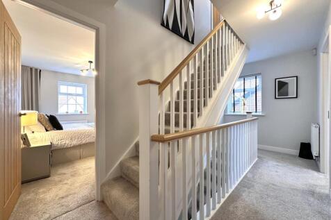 First Floor Landing 789