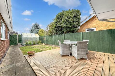 Rear Garden 898