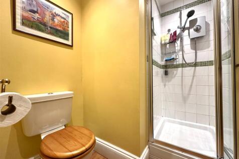 Second Floor Shower Room 655