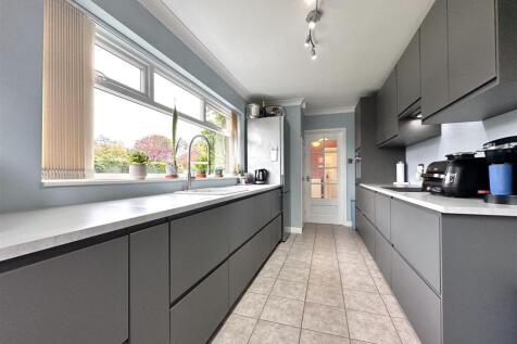 Stylish Modern Kitchen 997