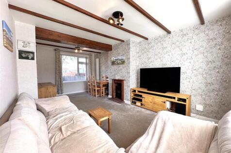 Living/Dining Space 327