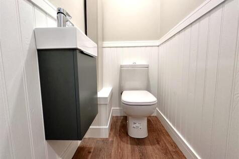 Ground Floor W.C 532