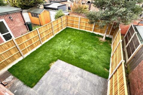 Rear Garden 556