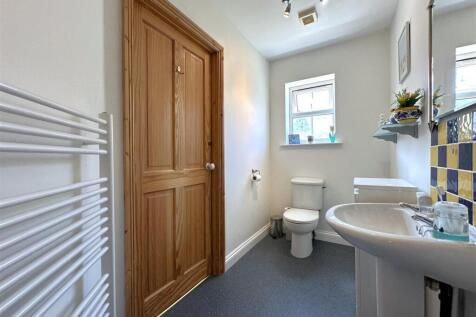 En-Suite Aspect One 875