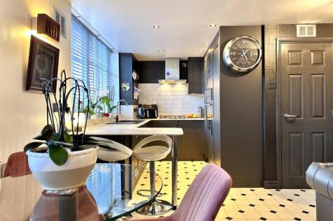 Stylish Breakfast Kitchen 401