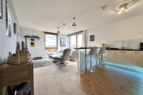 OPEN-PLAN Living Dining Space 269