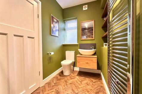 Superb Modern Shower Room 038